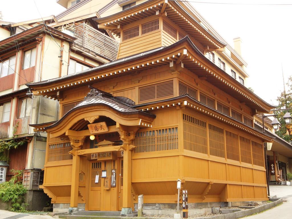 Honkan Gentaroya 호텔 노자와 온천 외부 사진
